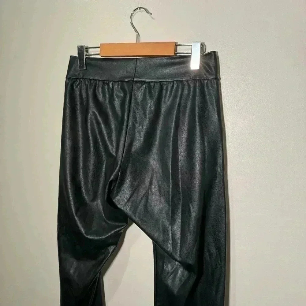 Commando faux leather jogger in black S - Picture 10 of 11